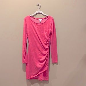Leith size medium ruched long sleeved pink dress